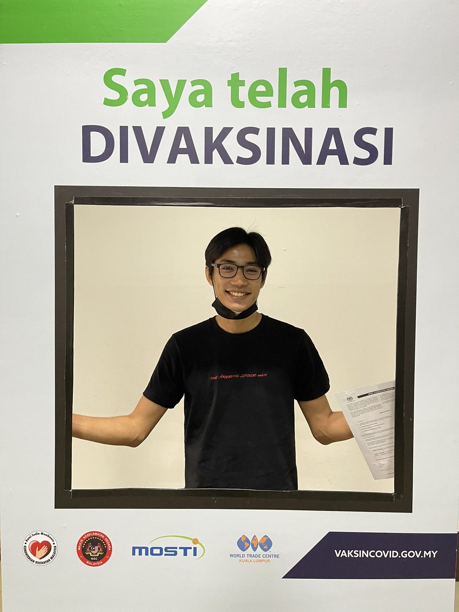 memojumbo's tweet photo. Got my vaccine #CucukMyAZ. Thank you @JKJAVMY and everyone at pwtc. https://t.co/8F99C2iL2V