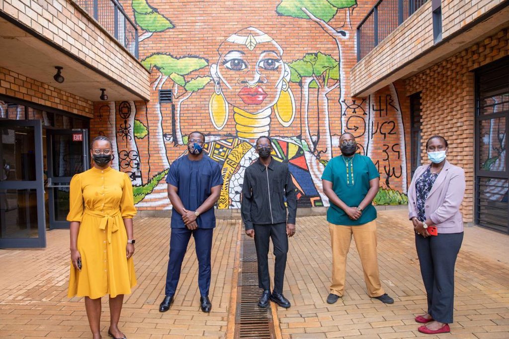 feelgoodkru's tweet photo. Thank you for stopping by, @mreazi. It was a great pleasure hosting you!
#VisitRwanda #LifeAtALU #Zagadat https://t.co/HQs4ofw3Jd