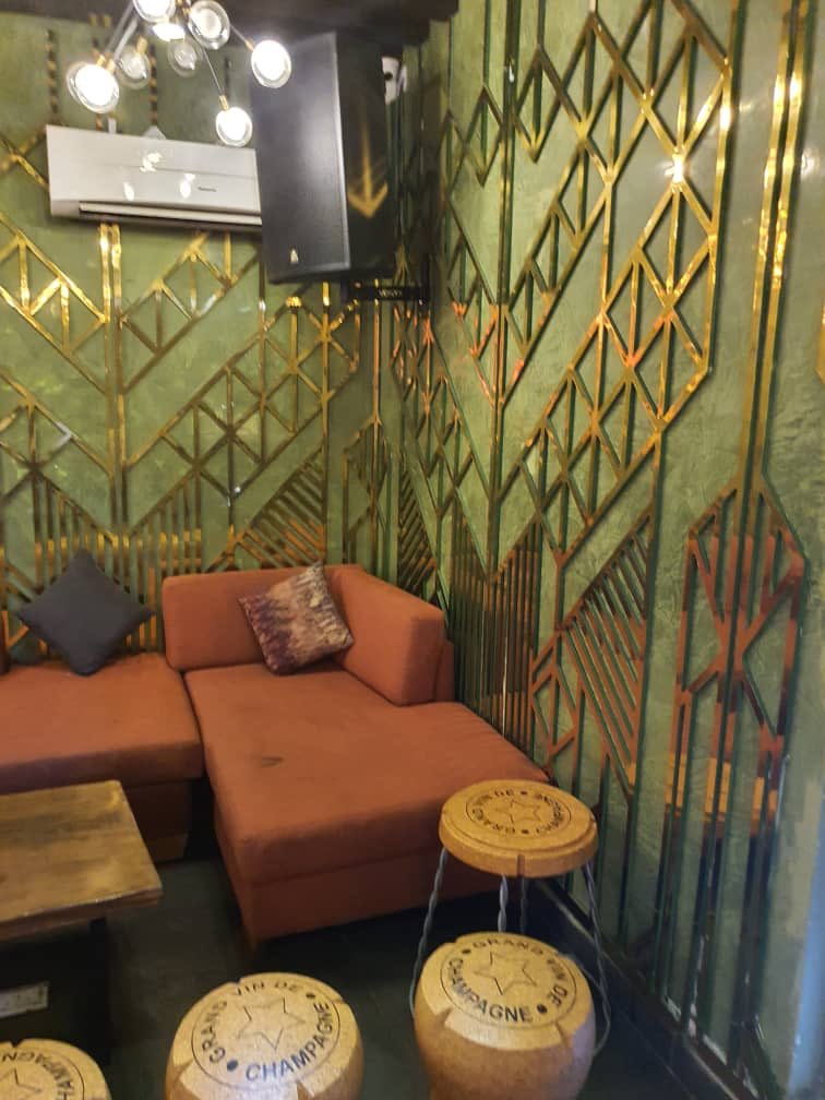 opnethomes's tweet image. Restaurant for sale on Fola Oshibo street, lekki phase 1.
The restaurant is in a duplex.
The property and restaurant is up for sale.

Document: C of O
Price: 300M