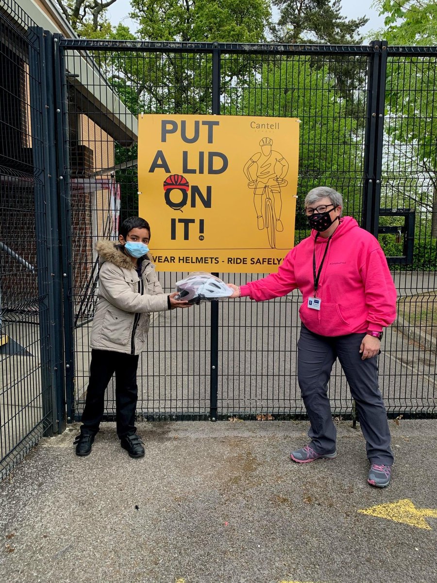 CantellSchool's tweet photo. Put a lid on it! Helmets donated to our Year 7 students via @sustrans https://t.co/2rkKvWJ6fD