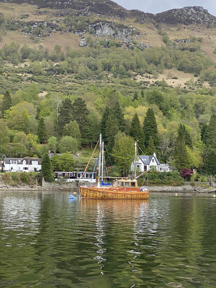 Nice to get out and about for a day out on the water #Argyll looks like the Ardentinny Hotel is open again with what looked like about five visitor moorings - we’ll work a visit as was Lochgoil head - incredible scenery #marinetourism all on the Clyde