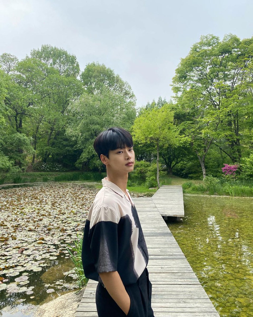 taekyeoned's tweet image. cha hakyeon is no doubt the most ethereal person i have ever had the pleasure of seeing in this lifetime