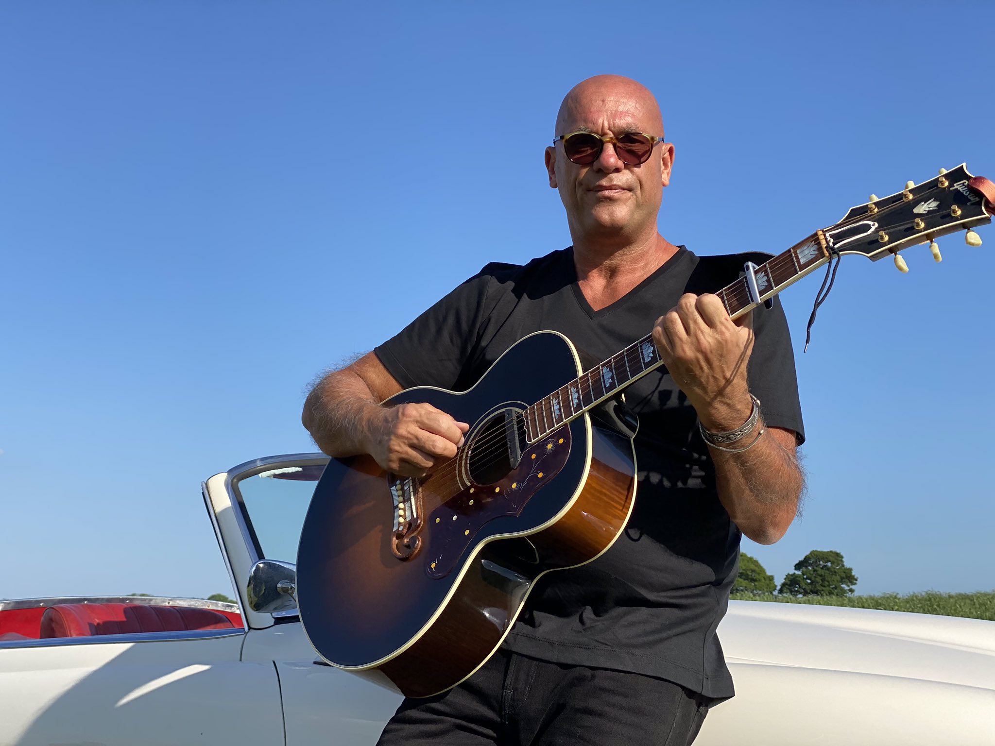 Mike Naylor on Twitter "In the week when Herts artist wiffygriffy won best rising star BRITs