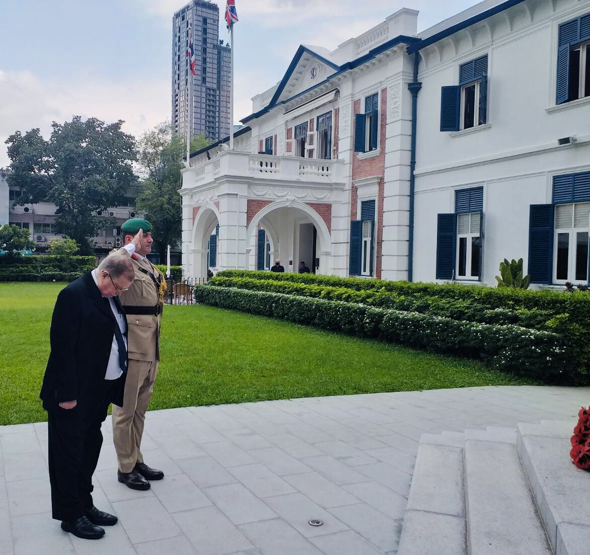 At the British Club Bangkok, the Defence Attaché Col Tony Stern laid a wreath in front of the War Memorial to mark the 100th Anniversary of the Royal British Legion. We are grateful for all that you do for the Armed Forces Community. #RBL100 🇬🇧