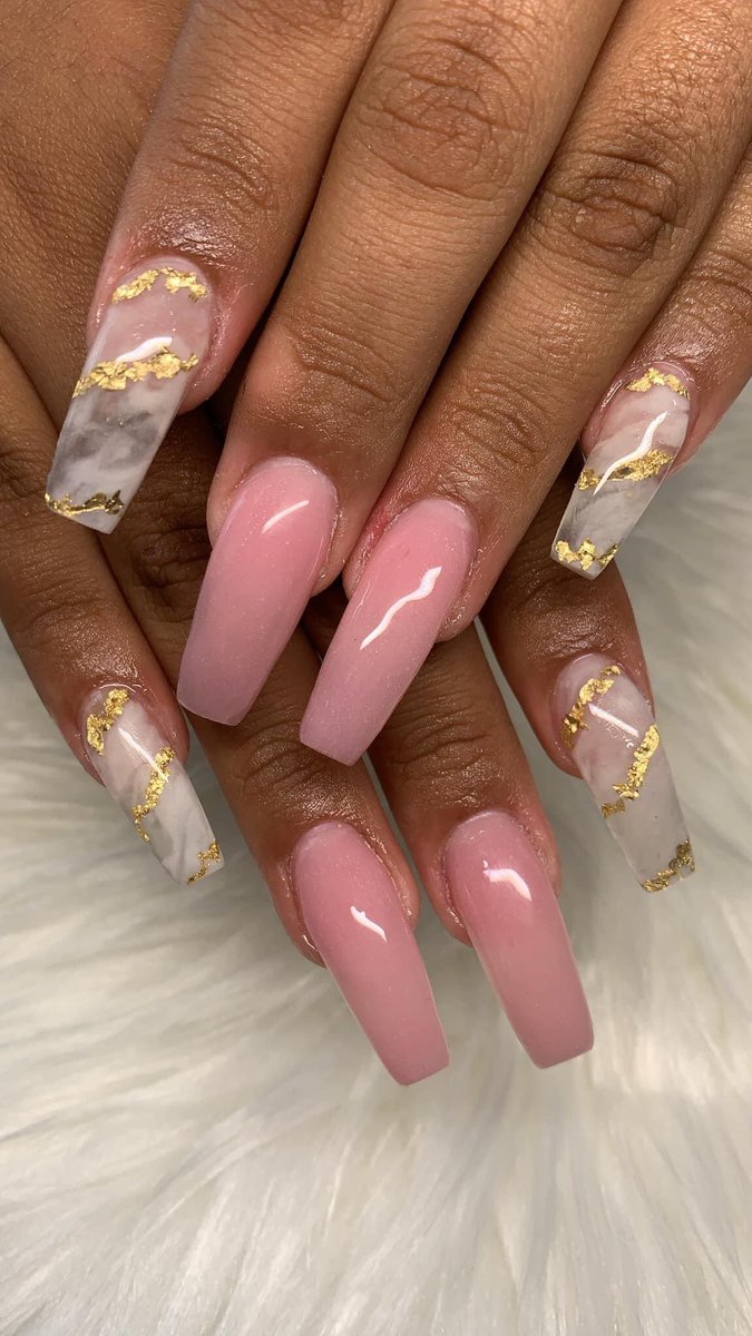 GodChild577's tweet photo. @officialnairam1 The only way you can support my small business is to retweet this for me ☹️🙏🏻
God bless you as u do🙏
We are just under umbrella 
Location:- akilo road shobowale ogba Lagos state         

Follow me I follow back Immediately  #rtItBot
#mercynails https://t.co/yflv8FYo9v