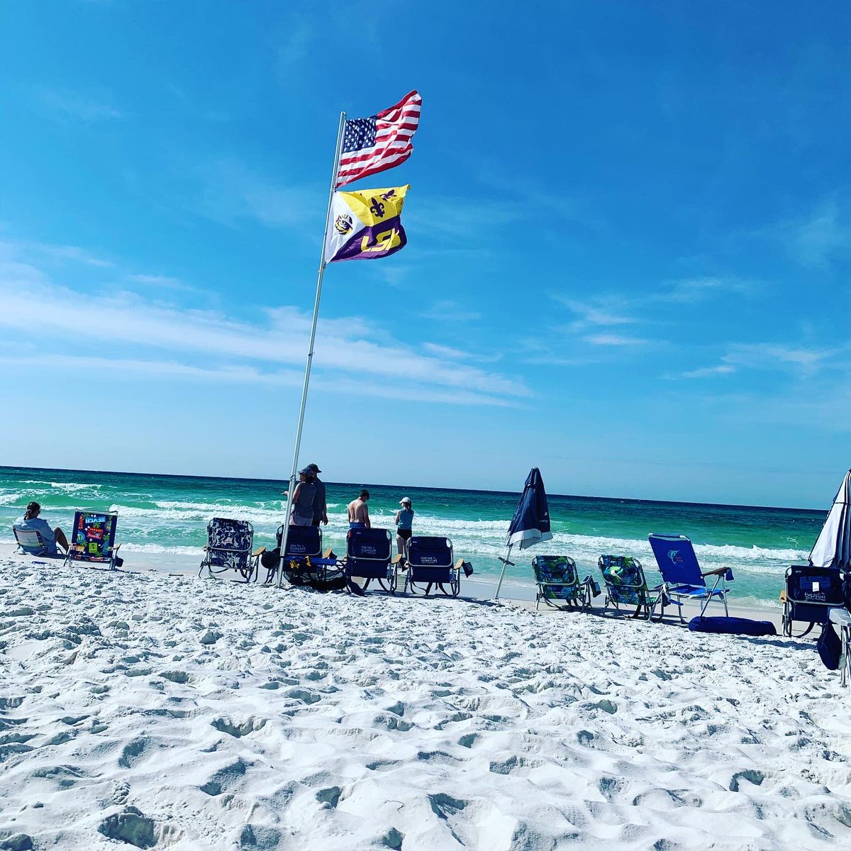 BlueView's tweet photo. Thank you Randy in #miramarbeach ๐ for the support! Enjoy it!
#Middletown #theblueview https://t.co/1SqG2RbIV2