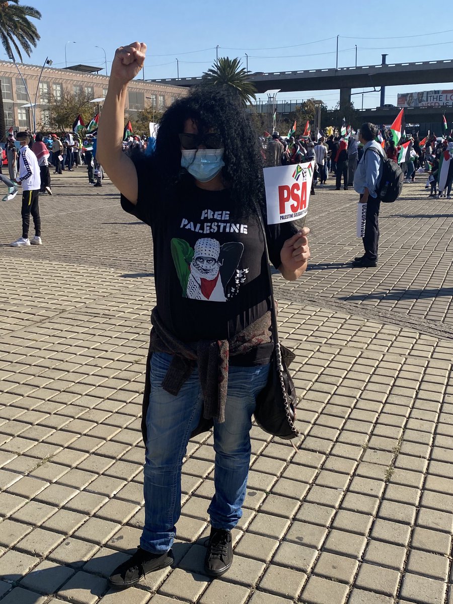 ferialhaffajee's tweet photo. Solidarity with Palestine 🇵🇸- the Johannesburg rally, part of nationwide actions.  We know land theft, group areas evictions, occupations and bantustans when we see them. https://t.co/sBz5MdT1kD
