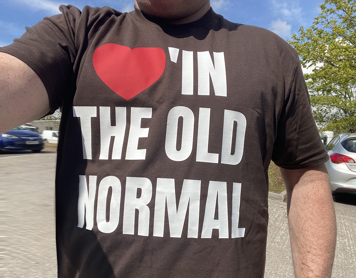 21stCenturyWire's tweet image. Alright, who did this? ❤️’In The #OldNormal in #Plymouth shop21wire.com