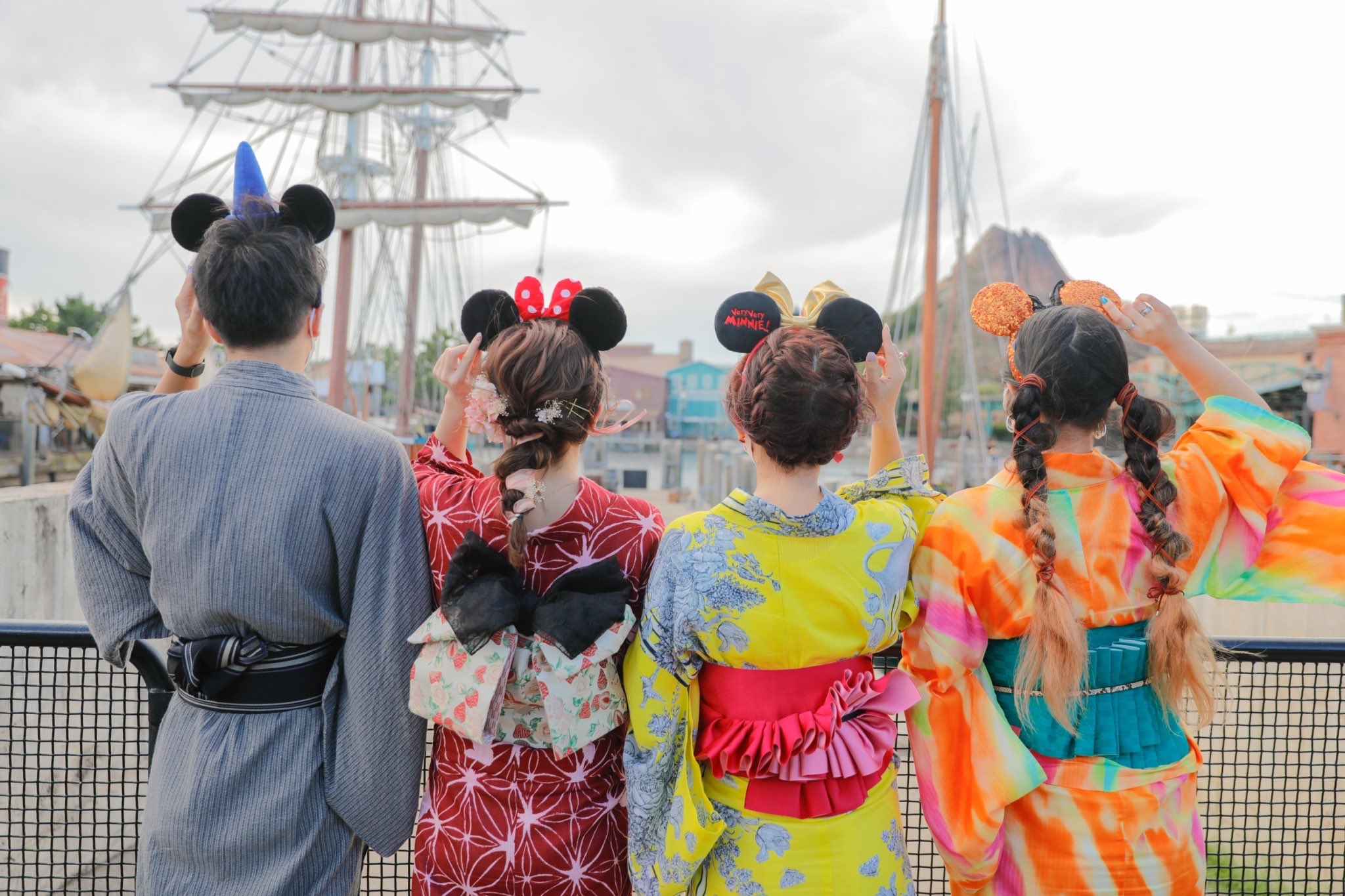 あいにゃん 今年も七夕 くらいに浴衣ディズニーしたいなぁ 去年は赤で派手めなミニーちゃんだったから今年ははんなりと大人っぽくareeamのベージュの浴衣でダッフィーしたいなぁ T Co Mo29moiynb T Co Qbgilgswv5 Twitter