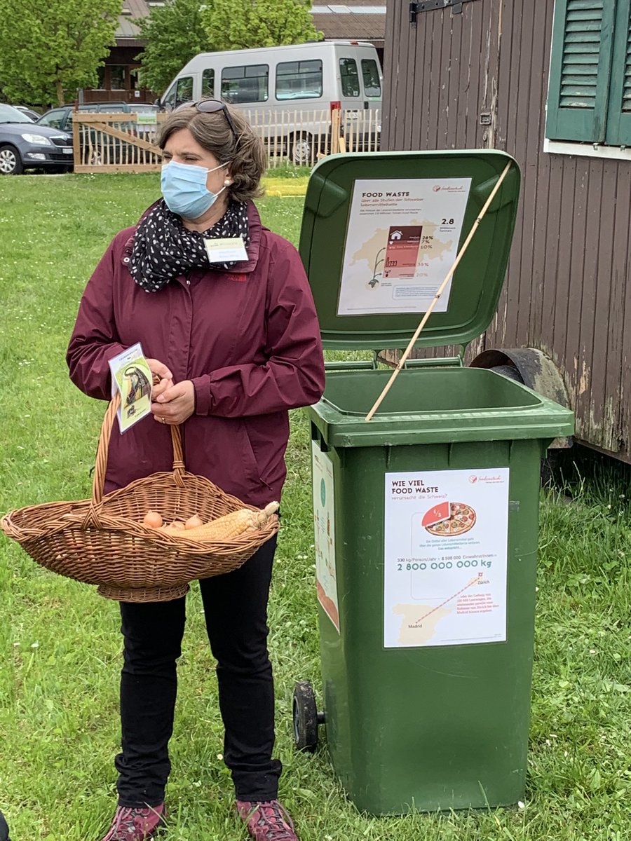 bichsu3052's tweet photo. Eröffnung https://t.co/9A5fhTWAIu in @Zollikofen3052.  #inforama #Rütti. #lehrreich #foodwaste #biodiversität #Bildungsangebot https://t.co/Y4gI2l1HiY