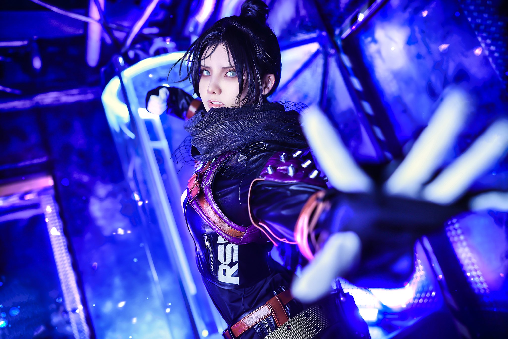 ｍてんちょー えなこりんのapexコスプレ ヴァルキリーもレイスもクオリティ高すぎ 背景もエフェクトも衣装も造形もメイクも表情もポーズも構図もすべてが完璧すぎてめっちゃカッコイイ えなこ えなこりん T Co Ftwowve5le Twitter