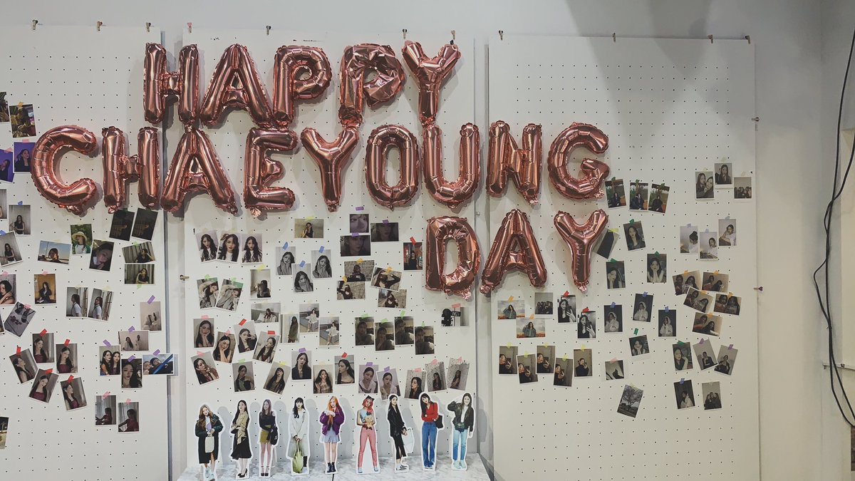 FADEOUT_17's tweet photo. #HAPPY_CHAEYOUNG_DAY
#화사한_봄날의_5월은_채영이로_더_빛나 

@FADEIN_00 @ch_chaeyoung https://t.co/4VpxAtqGPu