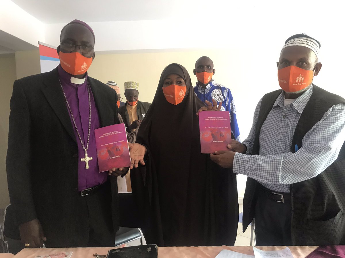 SadearH's tweet photo. Are you bold enough to say no to harmful cultures?
FGM is neither in the Quran nor in the Bible, itโs a culture that should be condemned by both faiths
Until we share our experience, discuss the avoided conversation &give facts about FGM, we wonโt end it
#EndFGM #FGMNotMyReligion https://t.co/2FQJABY4iO