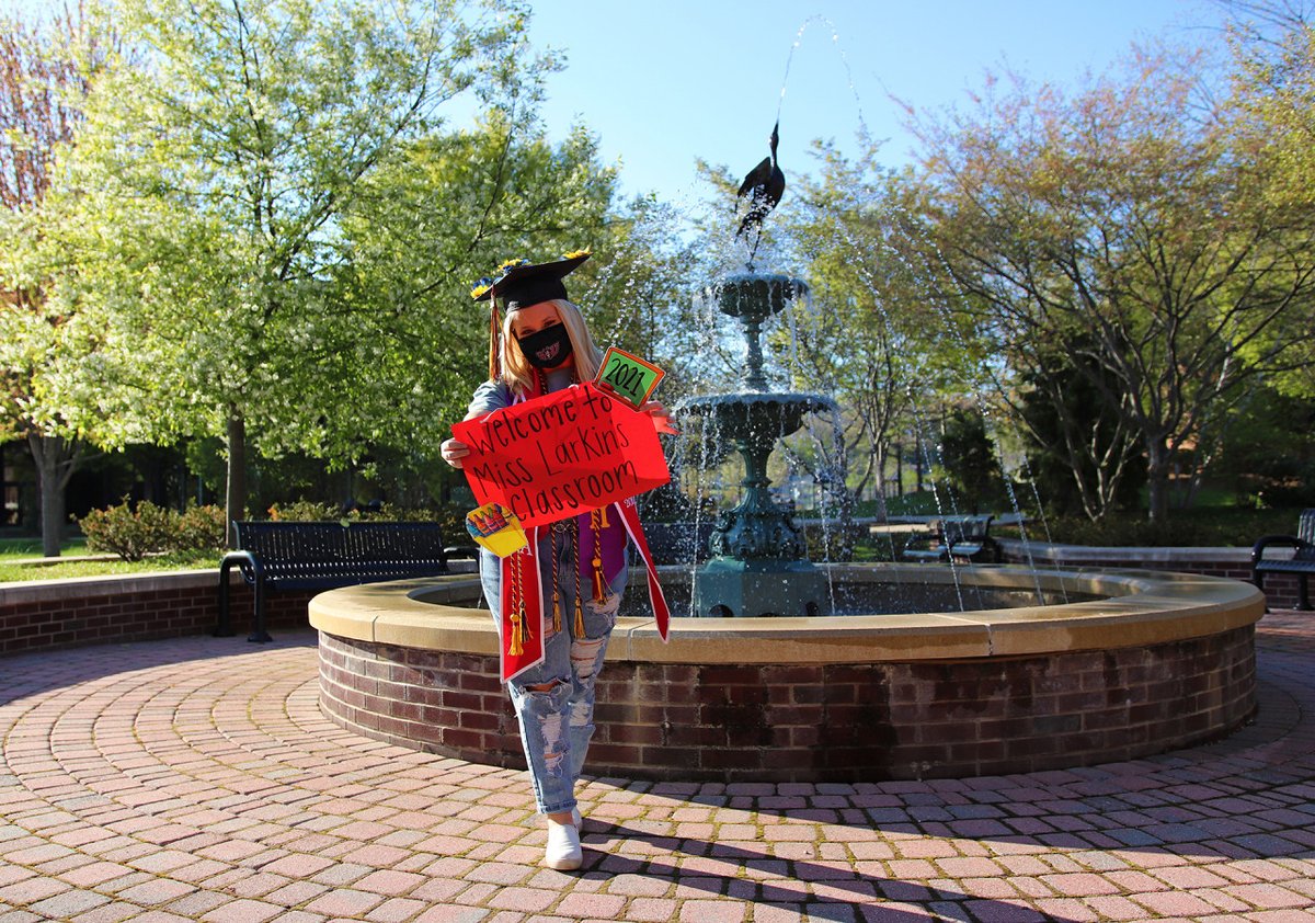 BloomsburgU's tweet image. “People at Bloom are people I see myself with years to come, traveling with, living with, and pursuing careers with. Memories made here brought me everything I would’ve wanted in a college experience, plus a little more.&quot; 💛🎓🐾 #BUClass2021 #HuskyNation #Husky4Life #BloomOnward