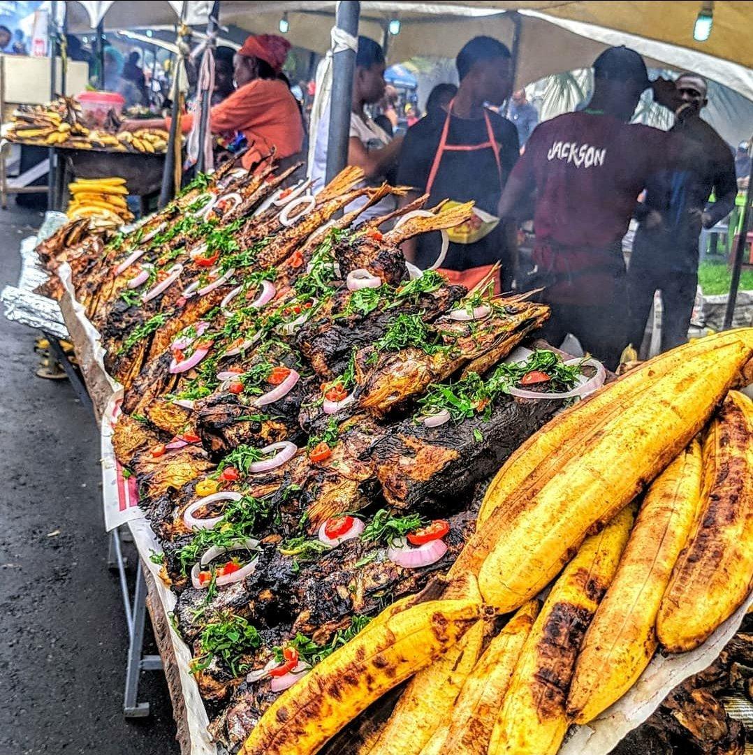 JohnSTONEJonah1's tweet image. What can beat this wall papper
#phvalue