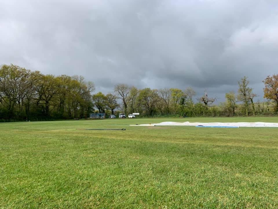 🌧 GAMES OFF 🌧

😔Unfortunately the weather prevails here at the Tithe Bar despite the best efforts of the grounds team, and the 2nd XI game is off 😔

👉🏻 Elsewhere, the 1st XI are denied a run out away to Hemyock, with the home side also deeming their pitch unplayable...