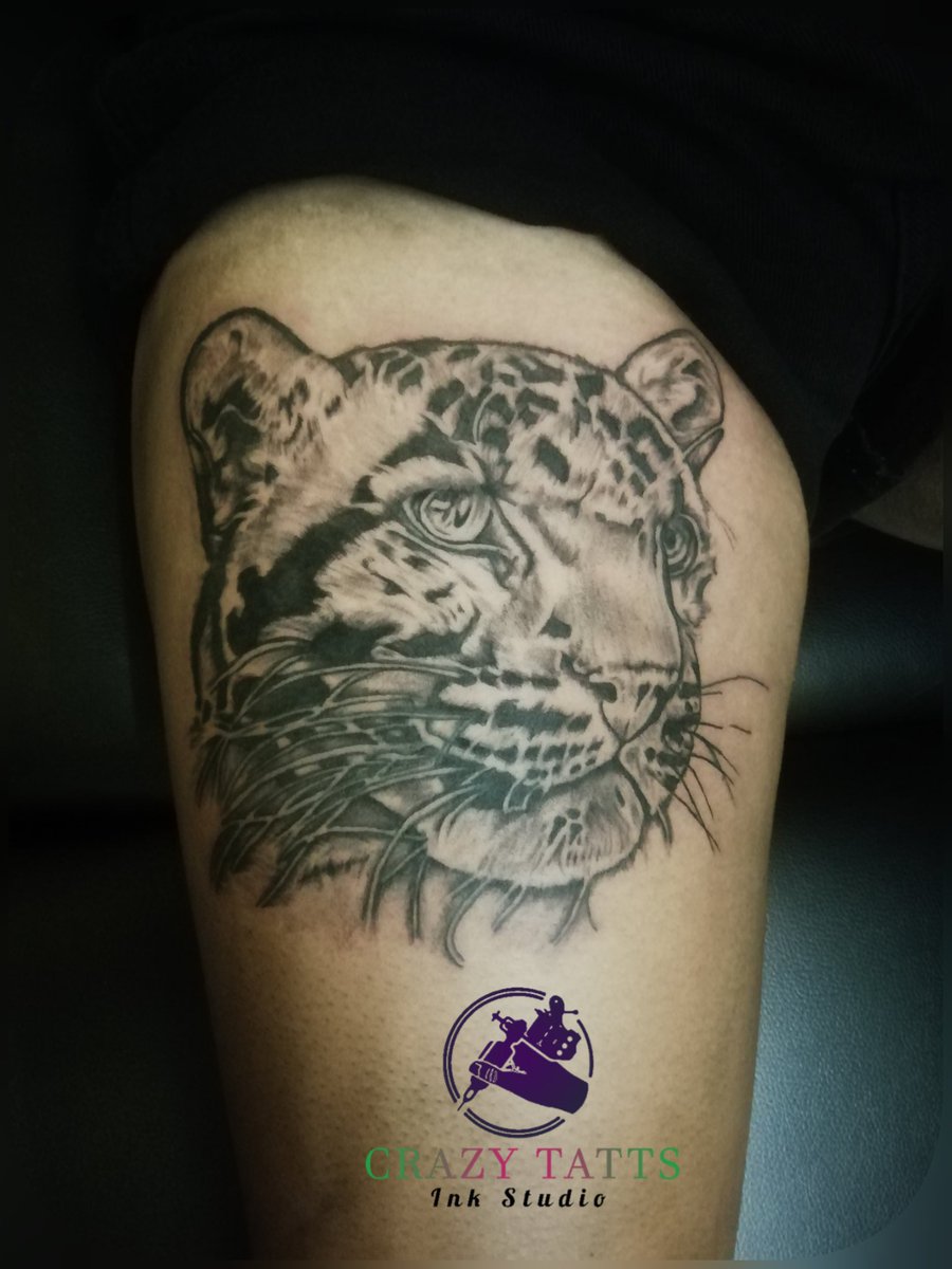 CT_inkstudios's tweet photo. @djsbu #DJSBU
I do professional tattoos at very affordable rates. From scar Cover ups, old tattoo revamps, custom designs, and complete cover ups. For more information and enquiries whatsapp/call 0716344444. https://t.co/LE2Jrt60Qi