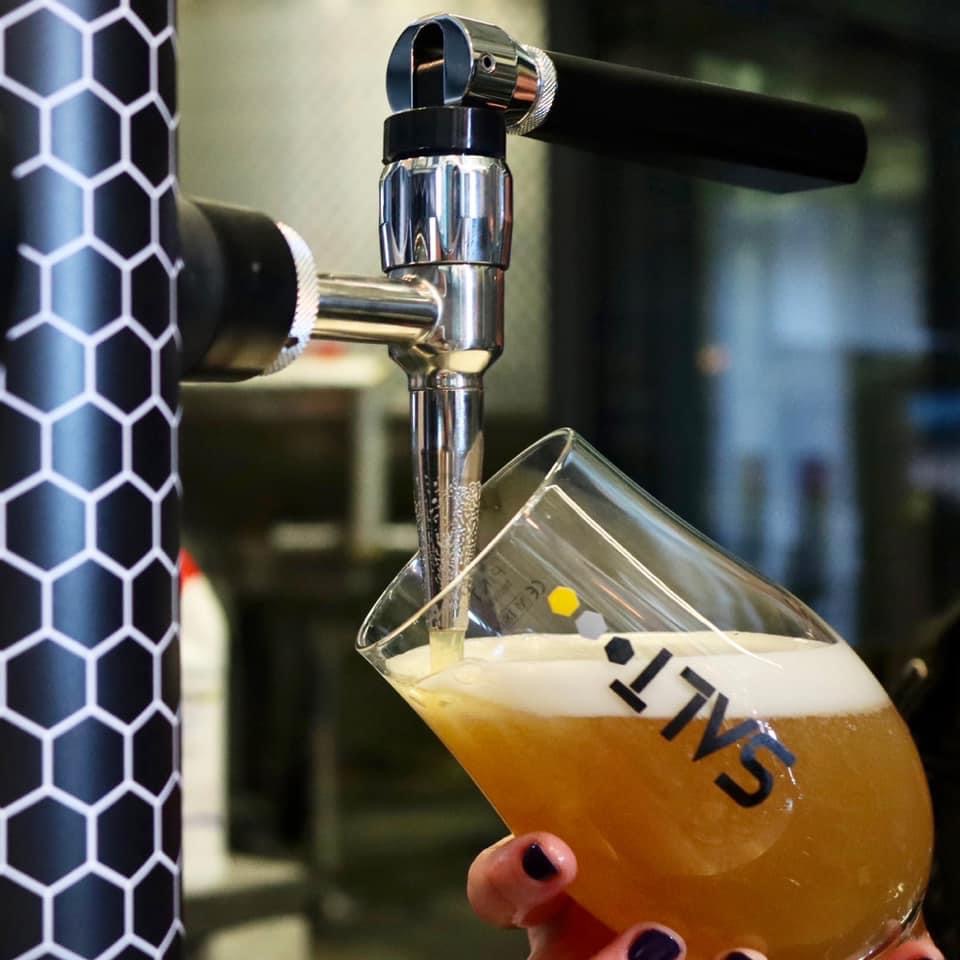 We're delighted to announce that the taproom will be open again from next Friday! ⁣
⁣
𝐎𝐏𝐄𝐍𝐈𝐍𝐆 𝐇𝐎𝐔𝐑𝐒 ⁣
𝘍𝘳𝘪𝘥𝘢𝘺 – 𝟻𝘱𝘮 – 𝟷𝟸𝘢𝘮⁣
𝘚𝘢𝘵𝘶𝘳𝘥𝘢𝘺 𝟷𝟸𝘱𝘮 – 𝟷𝟸𝘢𝘮⁣
𝘚𝘶𝘯𝘥𝘢𝘺 𝟷𝟸𝘱𝘮 – 𝟾𝘱𝘮⁣
⁣
Table bookings available for food only 🍕