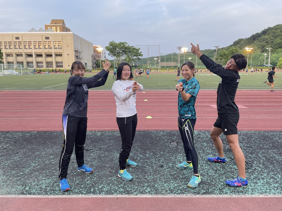 SundaiSprint's tweet photo. 【 全日本ICまであと…５日❗️】

本日は、110mH･400mHに出場する選手の登場です✊🏻
学年問わず仲が良く、いつもアドバイスし合いながら練習してます！
熱い応援のほどよろしくお願いします🙏🏻
※撮影時のみマスクを外しています。 https://t.co/R2RCFiFvwI