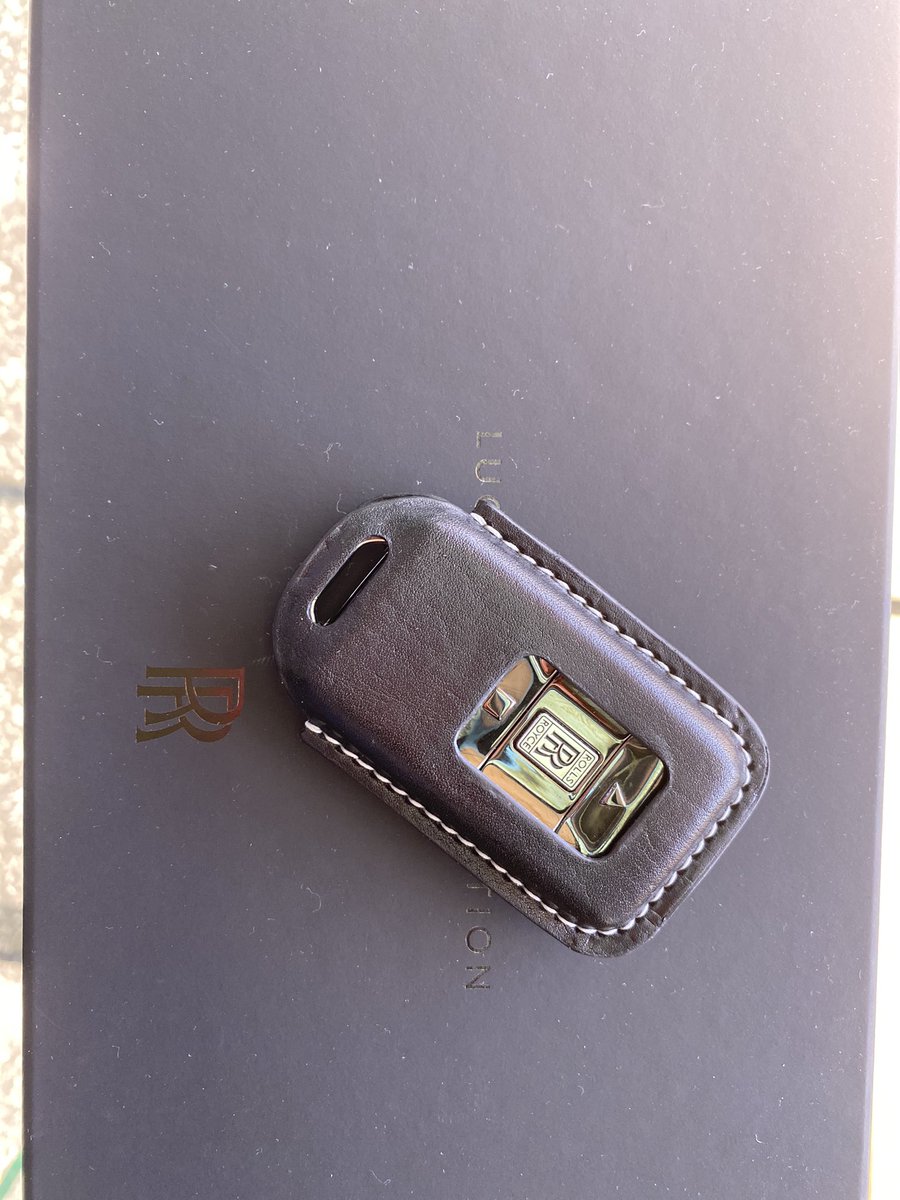 NRCreations4's tweet photo. Bespoke Key case for Rolls Royce Ghost. #DJSBU #Rollsroyce #bentleycash #Lamborghini #Ferrari #Porsche #AstonMartin #McLaren https://t.co/GUKGrHgYwR