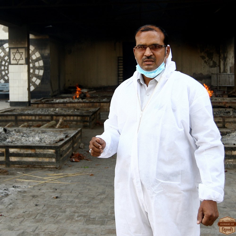 TheDelhiHumans's tweet photo. "There is a huge waiting to cremate the people as well. Sometimes the wait can stretch..."

Full story - https://t.co/WDGHc0k6dF

#humansofdelhi #delhi #india #COVID19 #death #loss #family #friends #safe #staysafe #stayathome #stayhome #virus https://t.co/kCuPRfKeoO
