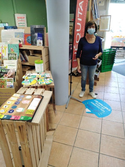 LEQUITABLE83's tweet photo. Aujourd’hui on vient vous parler de #commerceequitable toute la journée à la @biocoop_la_garde 
Retrouvez nous autour d’un jeu pour devenir incollable sur les différents labels présents dans les rayons !

#quinzainece #biocoop #jeudeslabels #label #bio https://t.co/PREfJPoOUQ