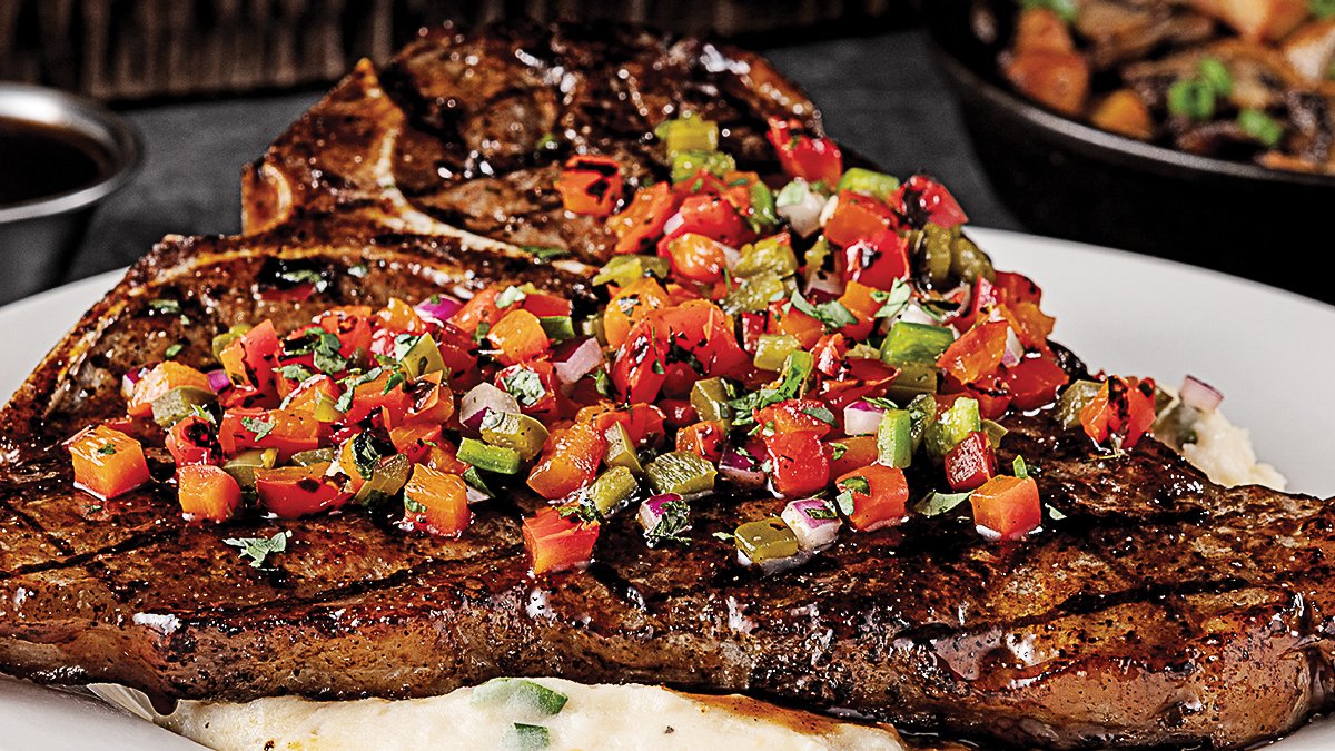 ChilisUAE's tweet photo. Memorable occasions need memorable flavors.
Get a taste of our Honey Chipotle Smoked #T-Bone. For a limited time only on #ChilisUAE #ChefCuts. https://t.co/dqd5aXTtR8