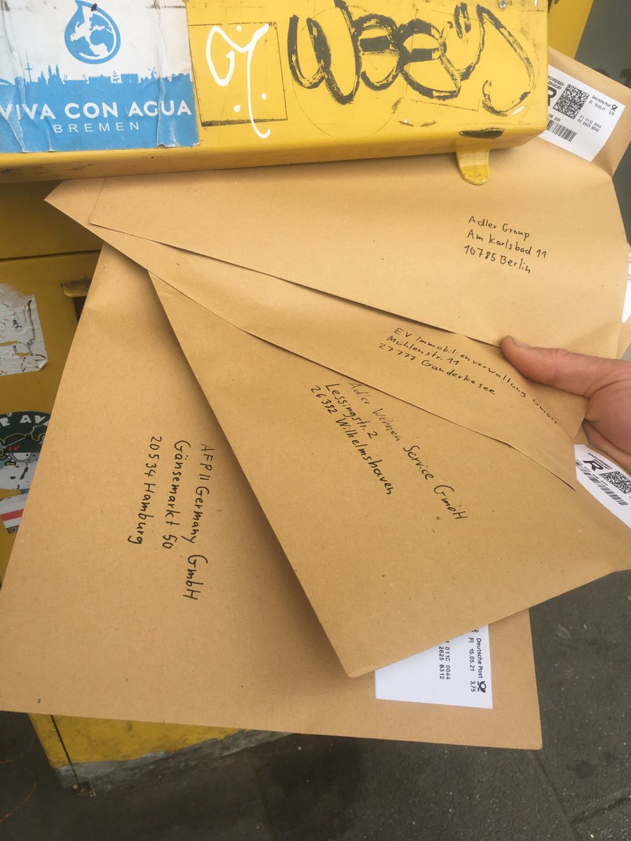 Heute abgeschickt: Unsere Briefe mit 50 Unterschriften von Mieter_innen aus Huchting. ADLER soll die Häuser sanieren und Mietverträge einhalten!