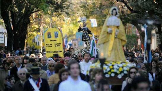 ❤ ¡FELIZ SAN ISIDRO LABRADOR!

👉Parte importante de nuestra identidad sanisidrense se nutre de los valores de nuestro patrono. 

👉 Somos una comunidad de trabajo, que todos los días con fé, coraje y esperanza, se esfuerza  para crecer y desarrollarse.