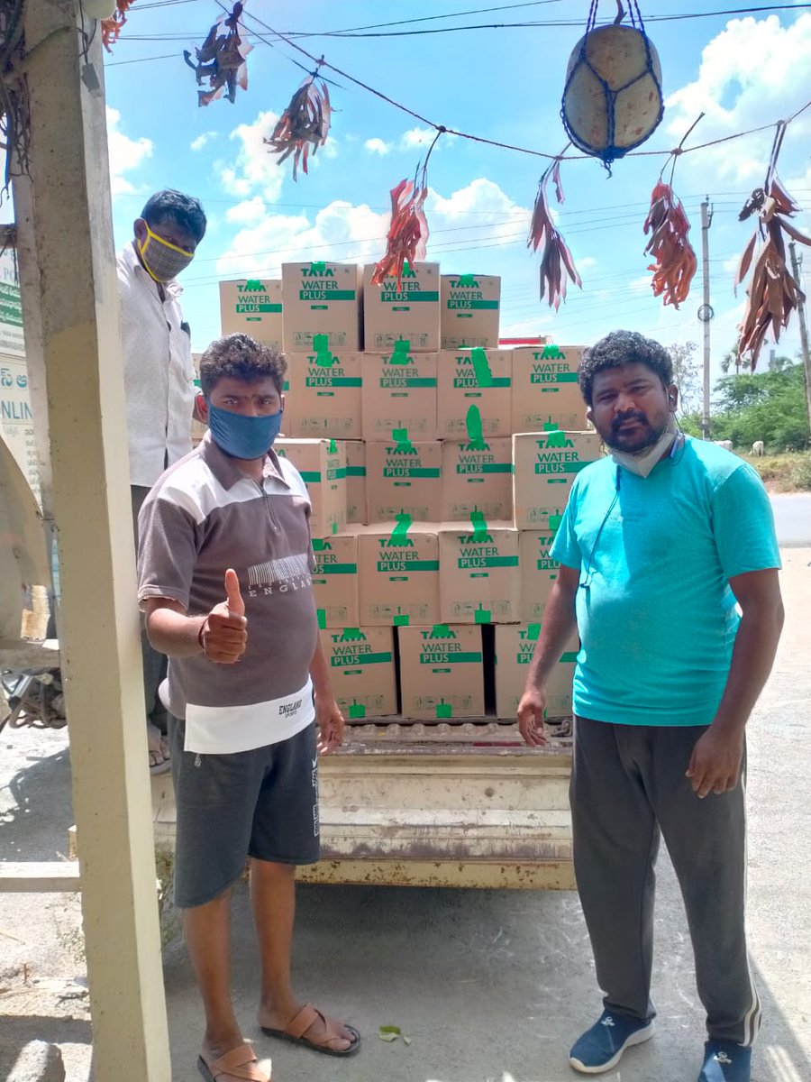 ChSricharan's tweet photo. Today VLE Yada Naveen received TATA water plus product, Suryapet district, Telangana state. @rajakishore_j @dintya15 @CSCTelangana @CSCeStore https://t.co/XnNyY2rxAd