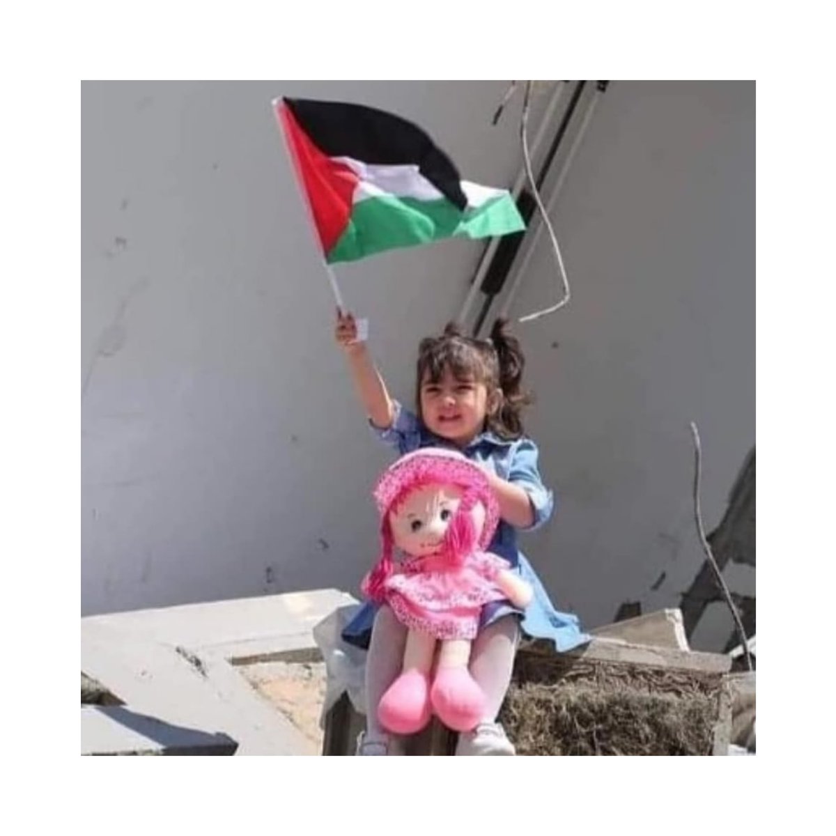 AroushaRaja's tweet photo. Ya Allah, they are helpless asking for your help, help them.🙏
#FreePalestine  #HumanRights #PakistanstandswithPalestine https://t.co/pKVsXaR0ej