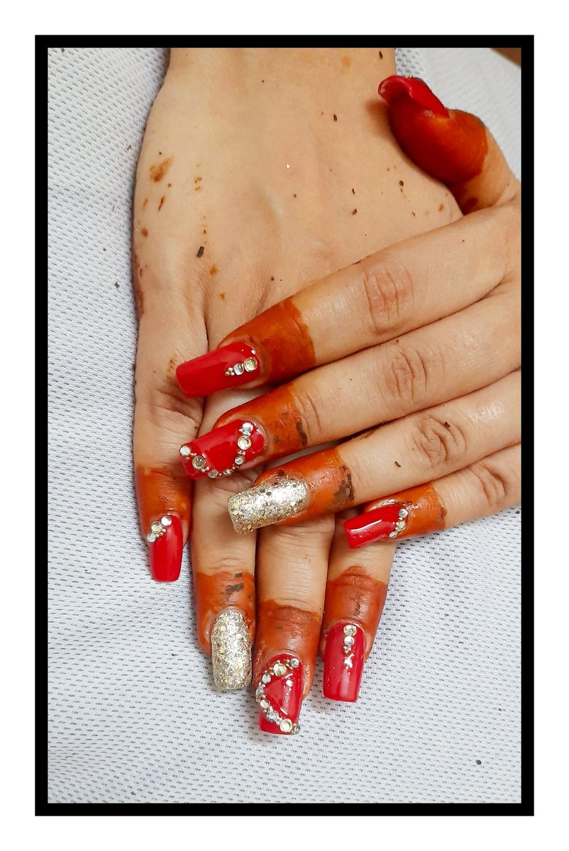 dr_dhanak's tweet photo. Geet nails  #nailart #nailsalon #nails #MissUniverse2020 #viral https://t.co/SqTcYew4AU