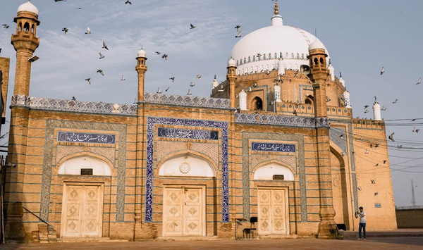 ManakyInc's tweet photo. Vintage rhymes with Pakistan. https://t.co/uZE6rEToTB