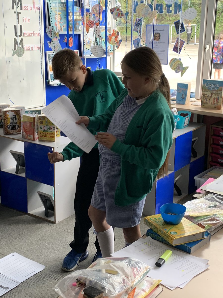 eagley4b's tweet photo. After finishing our cake, we looked at how @MichaelRosenYes brought his poem to life and practised these techniques ready for our performance! https://t.co/K5zVdJzPoX