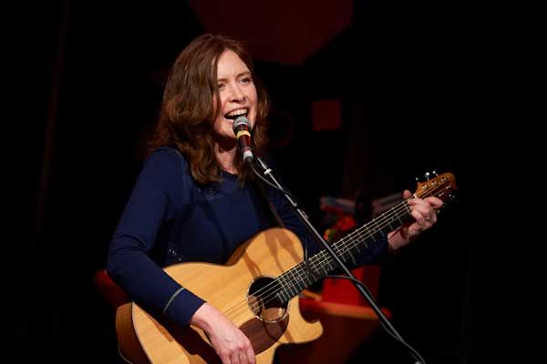 FolkRootsList's tweet photo. News | Sarah McQuaid New St Buryan Sessions  | on FRL https://t.co/UQggsVxb1m https://t.co/qryZ7kwVuF
