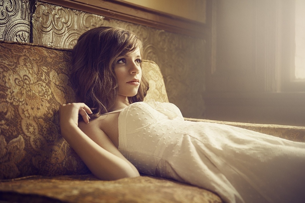 Olivia moschetti feet. Литтл каприс. Нола барри. Needle and thread font. Вышивка with thy needle and thread wtnt.