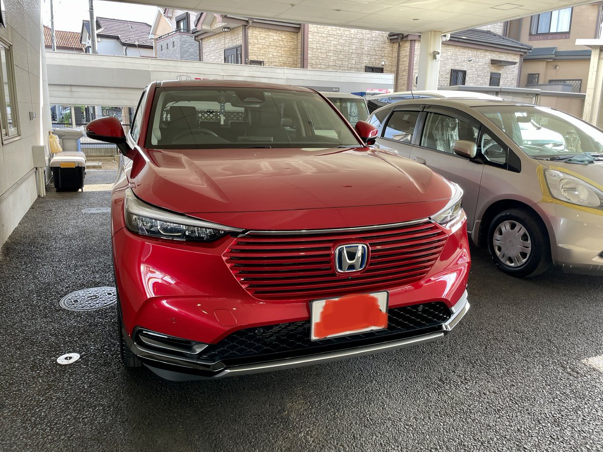 Y 新型ヴェゼル Zの赤 納車されました エキパイフィニッシャーつけたのでリアがよりカッコ良くなった ヴェゼル Vesel Honda T Co Wnklnwre6f Twitter