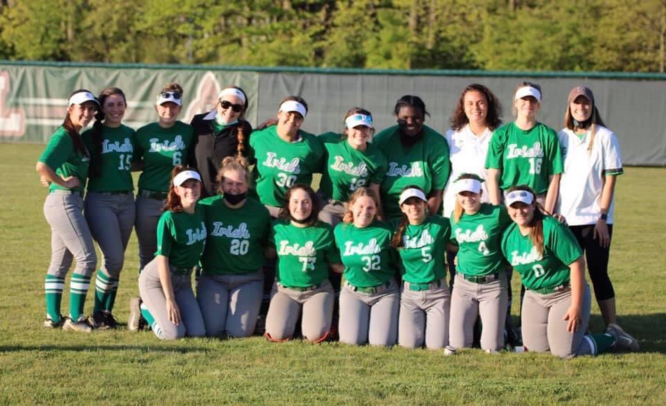 Had an absolute BLAST coaching these girls in their last game! A true team win over Jerome last night where my seniors were able to play one last game together. They have grown so much in these past 4 years and I can’t wait to see where life takes them 🥎💚