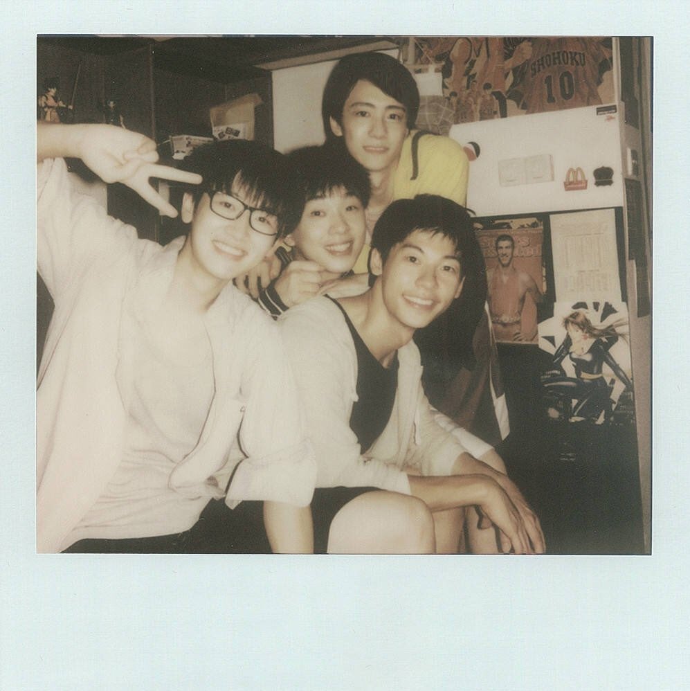 aricesi's tweet photo. ภาพยนตร์ #你的婚礼 
อัพเดท ภาพโพลาลอยด์เพิ่มเติม

/// #郭丞 #guocheng #กัวเฉิง 💕💕💕💕 https://t.co/v9NfCowARr