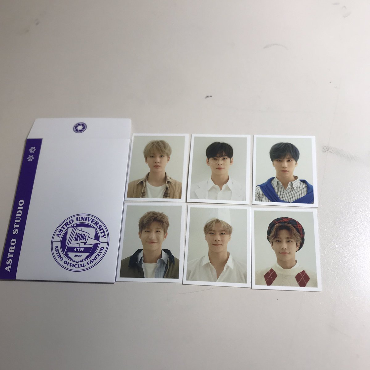 bdbdbd1135's tweet photo. 아스트로 4기 키트 증사 양도합니다 
일괄우대 가격제시 디엠주세요 !! 

아스트로양도 아스트로시그 증사 차은우증사 아로하4기 차은우포카 문빈 윤산하 엠제이 김명준 라키 진진 포카양도 astro https://t.co/r0V8F39X5i