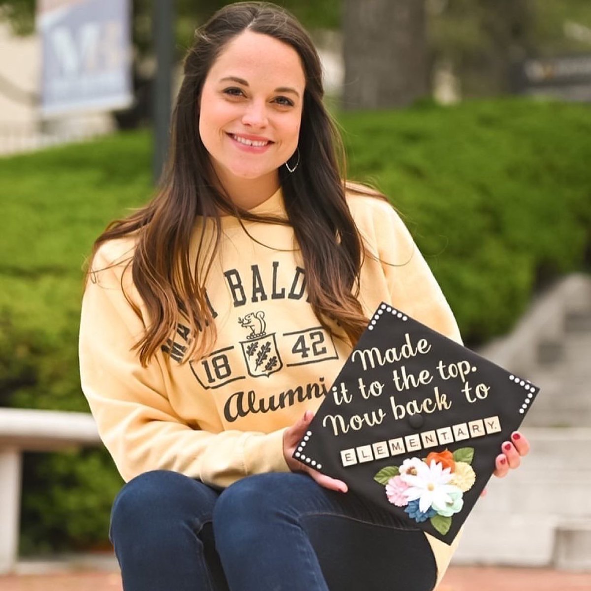 MaryBaldwinU's tweet photo. You did it, #MBU21! Watch our Commencement ceremonies at https://t.co/bqhnl8Dsa2.
• Saturday, 9am: #MDCHS programs
• Saturday, noon: Business, education, and @MBU_Shakespeare graduate programs
• Sunday, 9am: Undergraduates
• Sunday, noon: All #MBU20 graduates https://t.co/GB8DN2n65f
