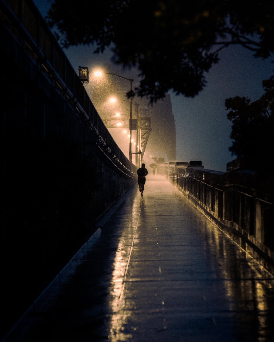 Can you hear me running?
#moody #RainOnMe #street #streetphotography #StreetSoul #Sydney #urban #cinematic