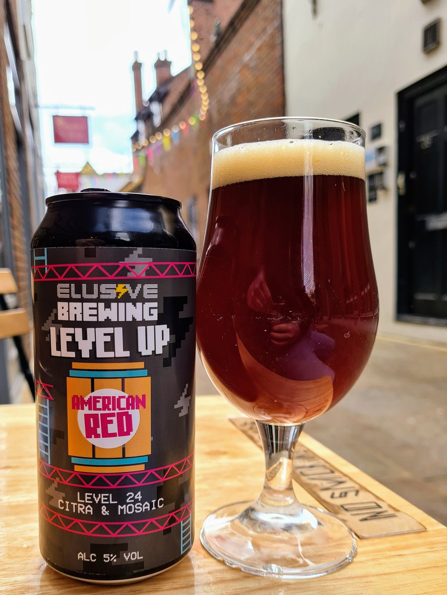 Perfect beer for a drizzly Saturday! Cheers <a href="/ElusiveBrew/">Elusive Brewing</a> <a href="/tabamatu/">Andy Parker</a> <a href="/7000jarsofbeer/">7,000 Jars of Beer</a> 🍻