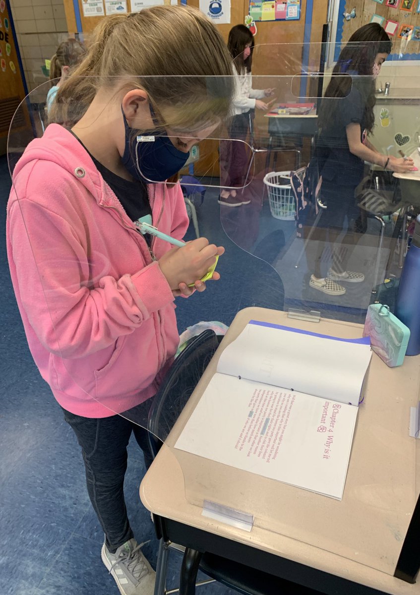 LaurenKeegan16's tweet photo. Putting the final touches on our American Revolution informational books! Writers included facts, stories, timelines &amp; even comic strips! We celebrated our finished books by leaving compliments on Post-its.📝🇺🇸🇬🇧 @weld0505 @OceansideSch2 @ErinMarieMarone @DianeProvvido https://t.co/CJrMZoDMaE