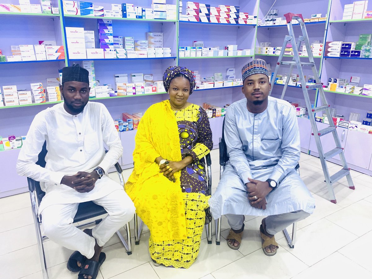 pharm_itas's tweet photo. Business, you know, may bring you money, but friendship hardly does. Thanks for coming around G's ⁦@hauwa_farouk⁩  ⁦@moderate_ustaz⁩ 🙌🏽 https://t.co/wTJk2rp9Zt