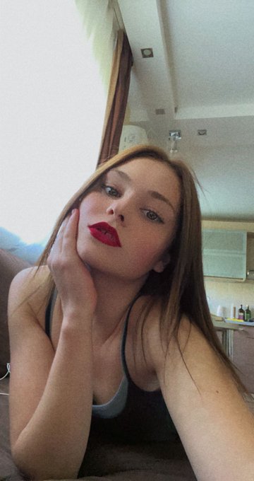 Hey guys!🌸❤️ https://t.co/3a8kDVvUCS