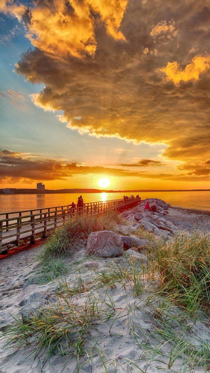 Sunrise in the beach.