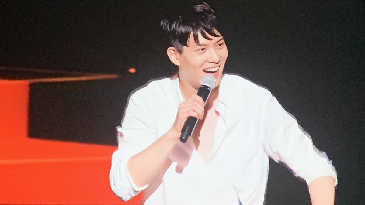 ljhyuka's tweet photo. #センイルDVDエア鑑賞会
#HappyLeeJongHyunDay 
#DVD_Airparty
#イ・ジョンヒョン #LeeJonghyun 
#이종현　@cnbluegt

今は、意気込みを見せる機会がほしいよ…  #kimio https://t.co/QI1B9zWOfY