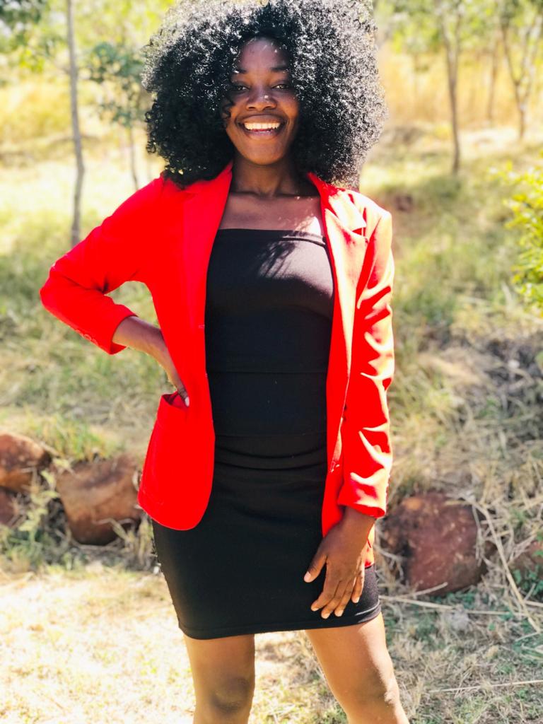 Thickslender's tweet photo. My weekend is going well😍 https://t.co/SRCuBcn9fC