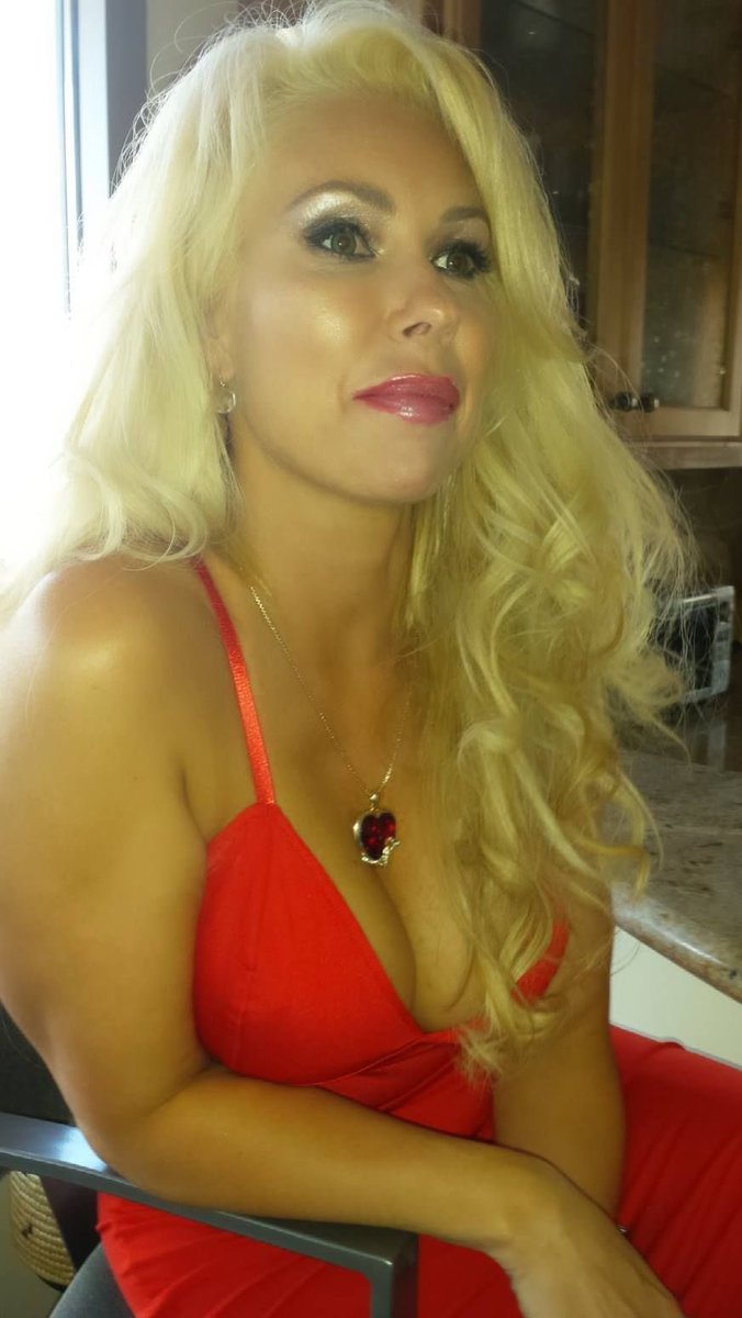 X \ Milf collection على X: 